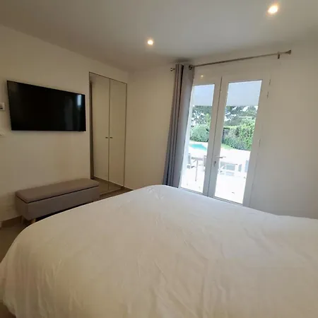 Mas Du Golfe - Climatisée Avec Piscine Privée Pour 10 Personnes Villa *