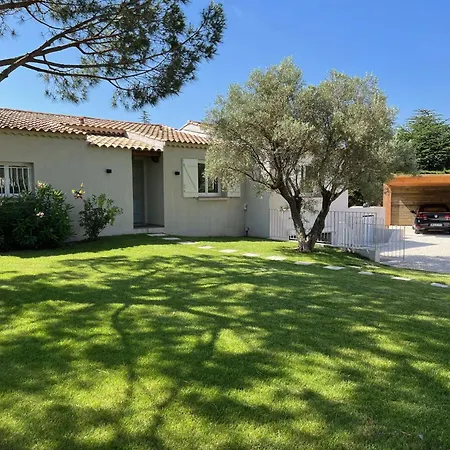 Mas Du Golfe - Villa Climatisee Avec Piscine Privee Pour 10 Personnes Villa *